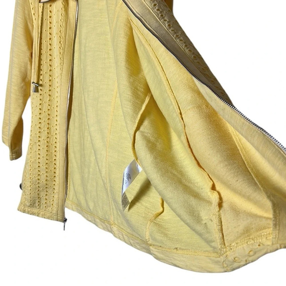 Weekends by Chicos,eyelet,front zip,bracelet sleeve lightweight jacket,cardigan - Picture 4 of 14